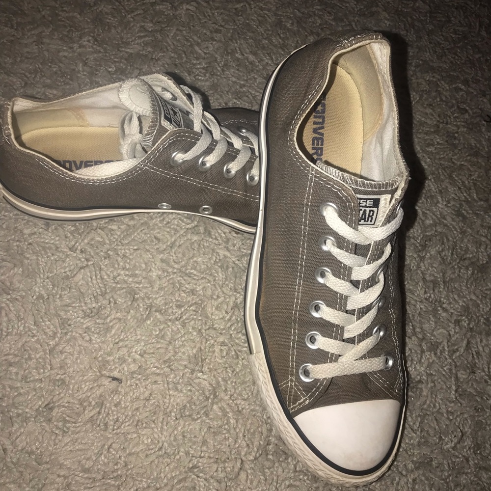 Gray Low Top Chuck Taylor Allstar Converse